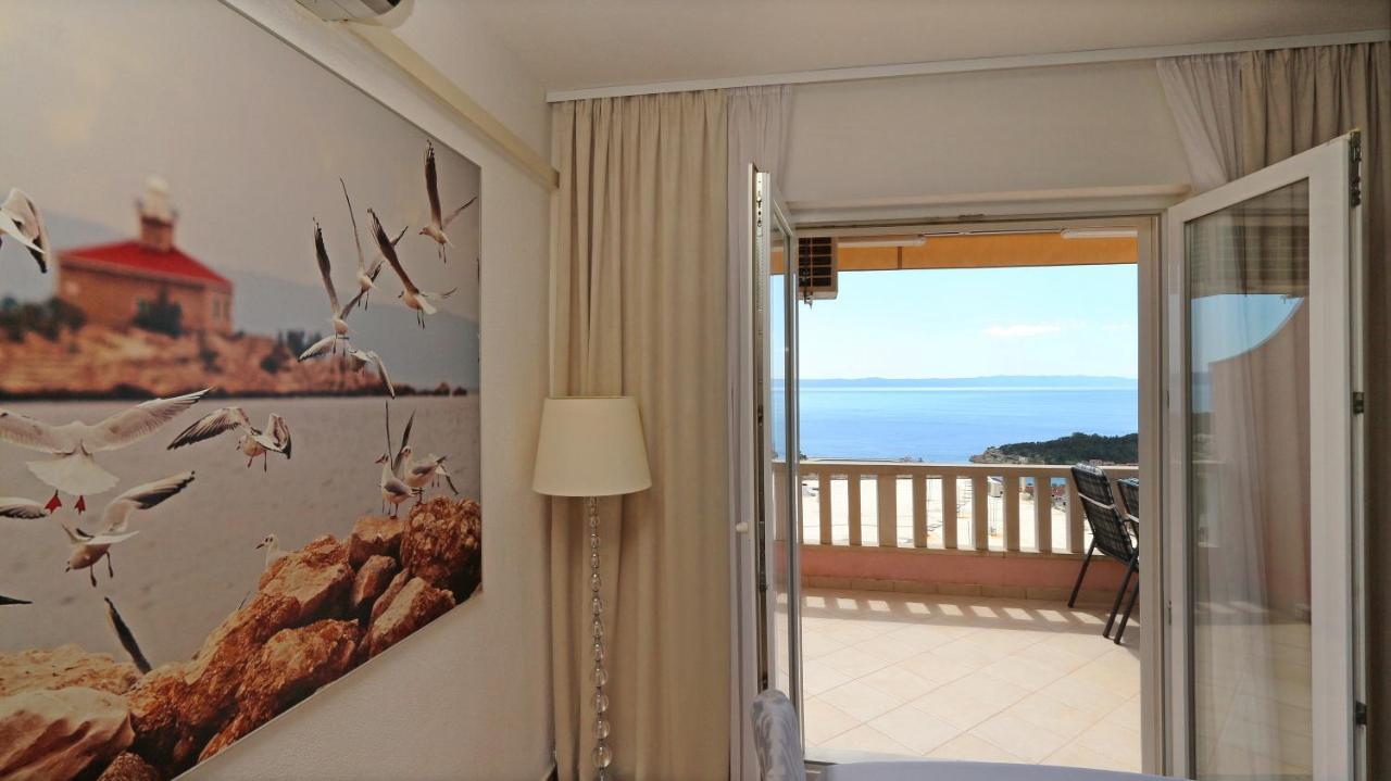 Apartments Emilija Makarska Bagian luar foto