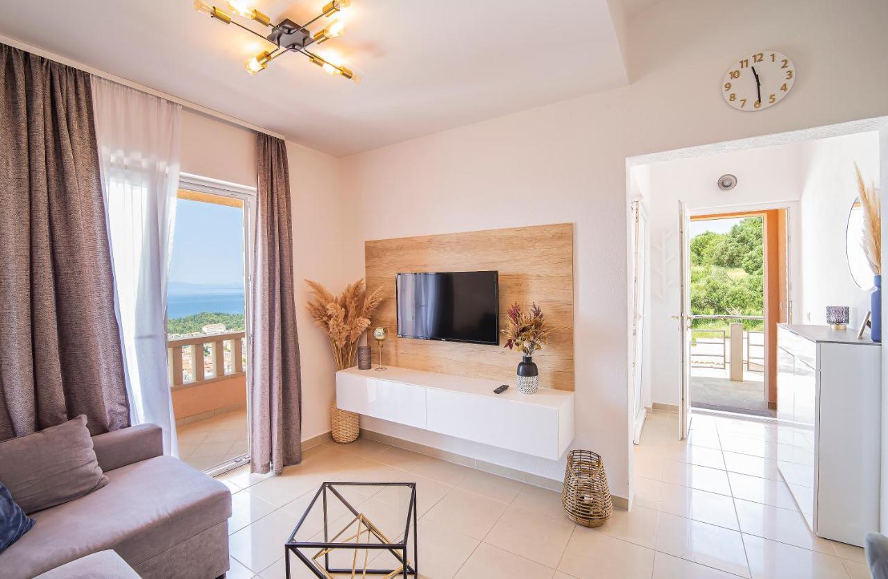 Apartments Emilija Makarska Bagian luar foto