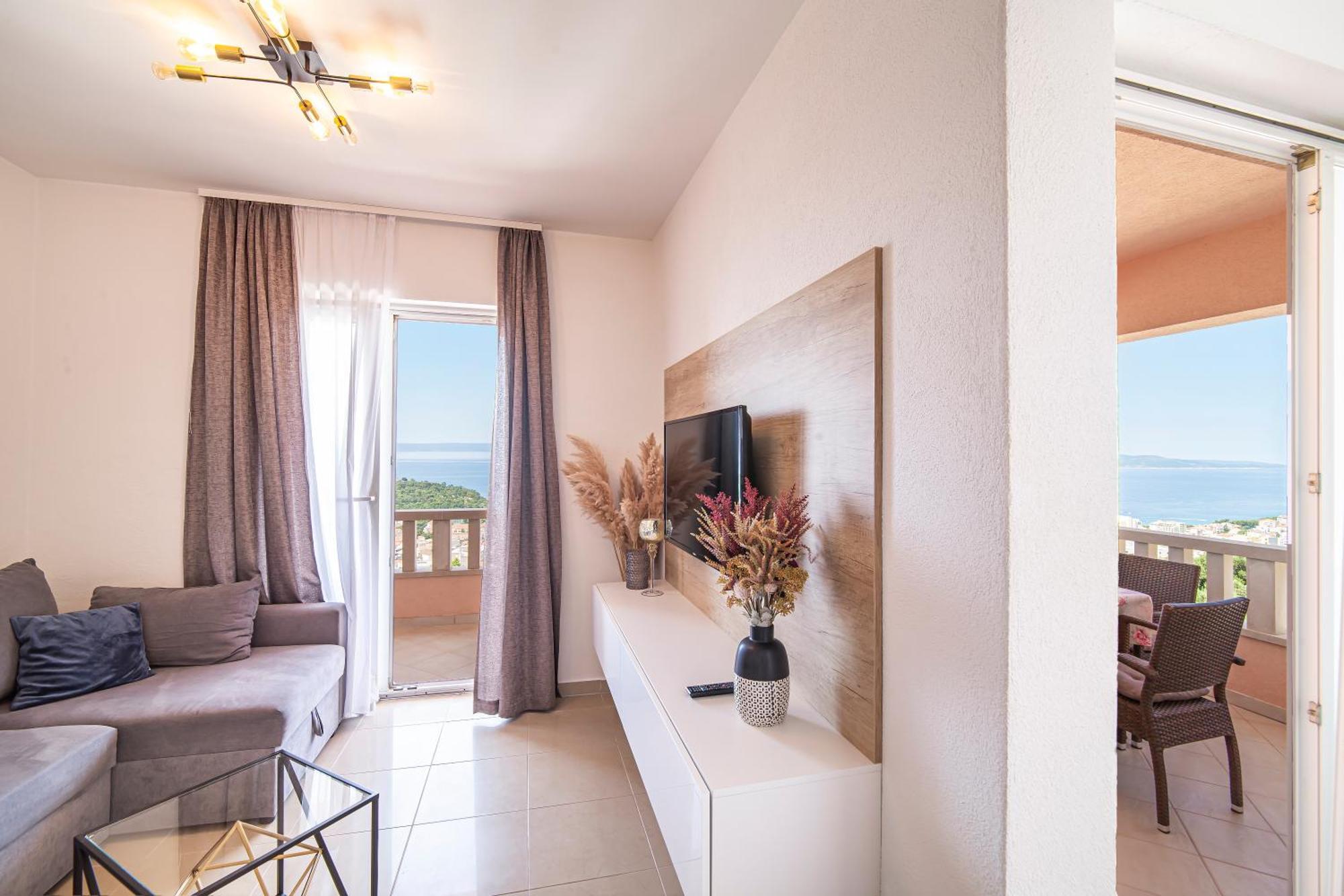 Apartments Emilija Makarska Bagian luar foto
