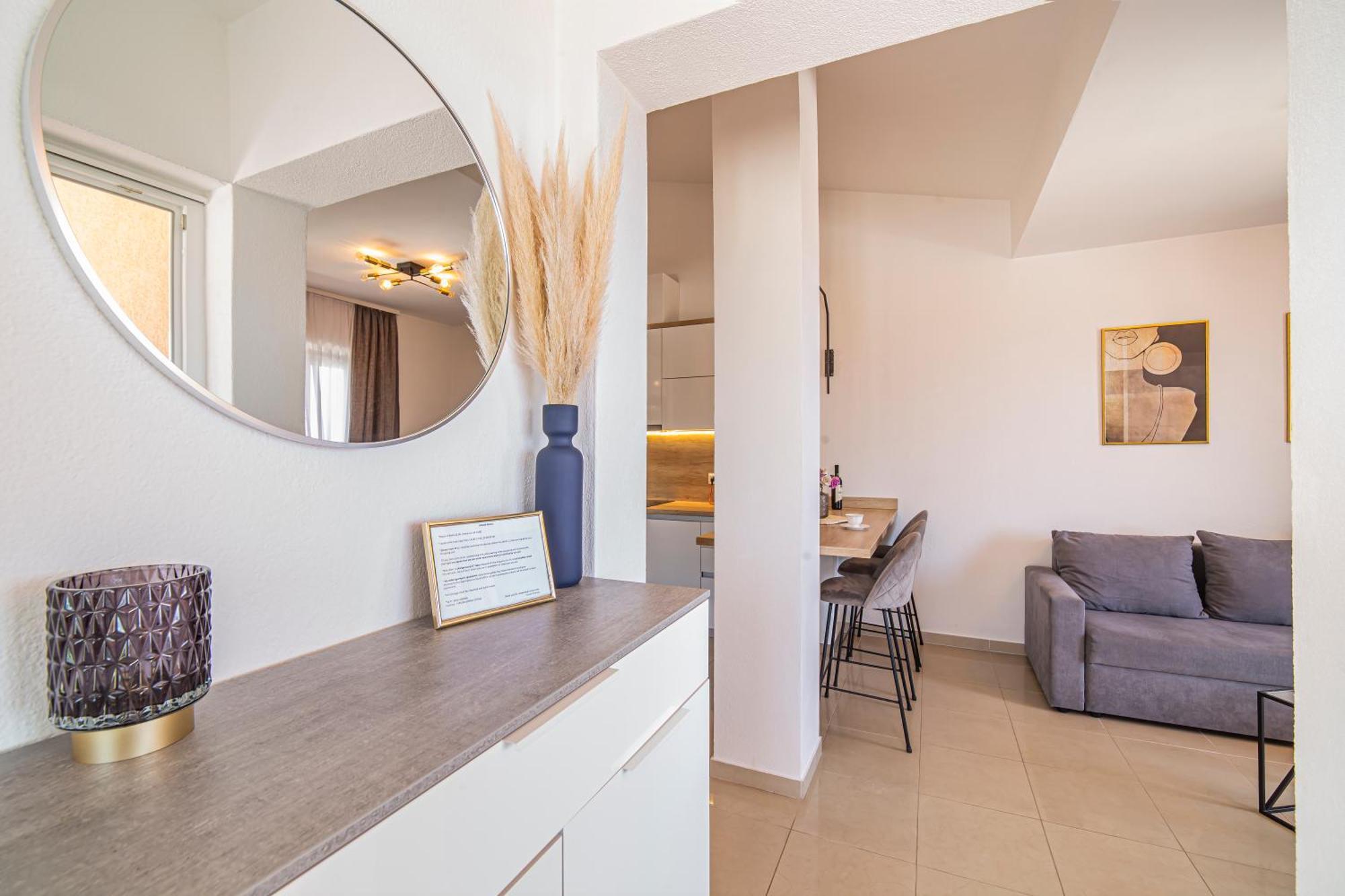Apartments Emilija Makarska Bagian luar foto