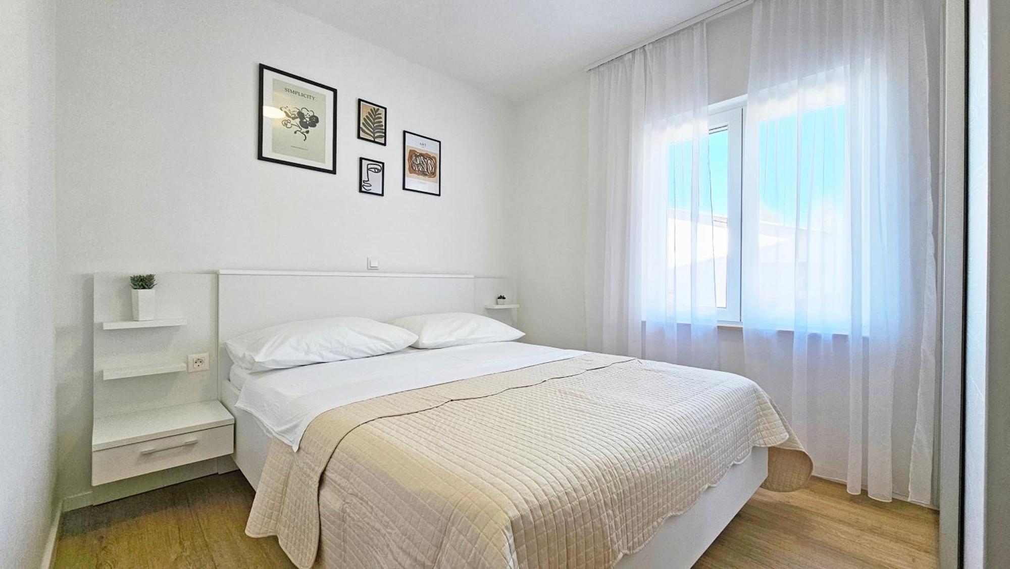 Apartments Emilija Makarska Bagian luar foto